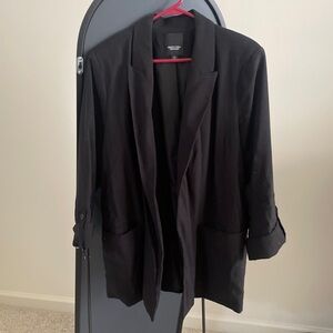 Casual, open, black blazer